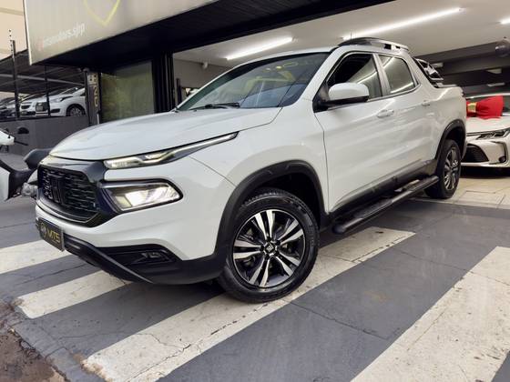 FIAT TORO 1.3 TURBO 270 FLEX FREEDOM AT6 FIAT TORO 1.3 TURBO 270 FLEX FREEDOM AT6